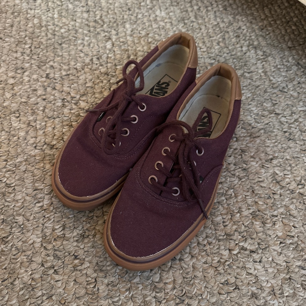Vans Women's Sneakers in Burgundy and Brown